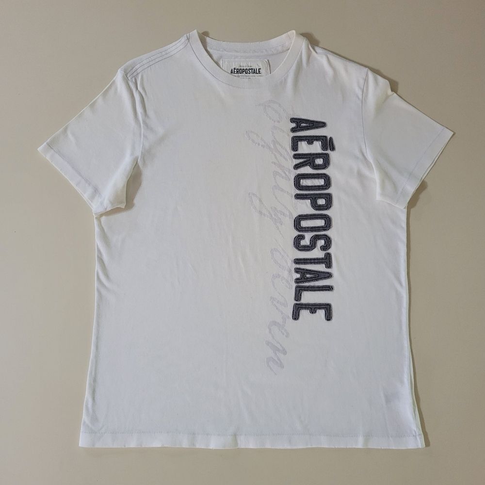 Aeropostle Men's White Crewneck Appliquéd Front Short Sleeve Tee